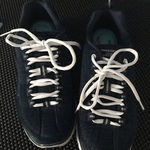 Ladies Skechers Sneakers